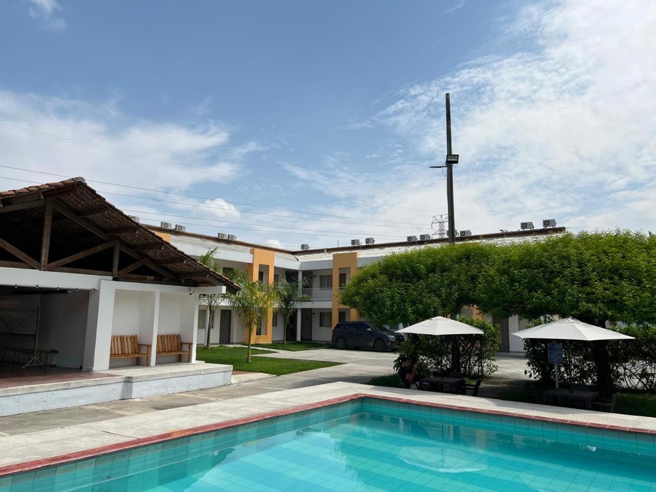 Hotel Villa Bosco Palmira  Extérieur photo